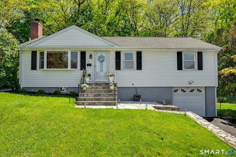 Homes For Sale - 11 Klondike Avenue<br/> Fairfield County, Stamford, CT 06907