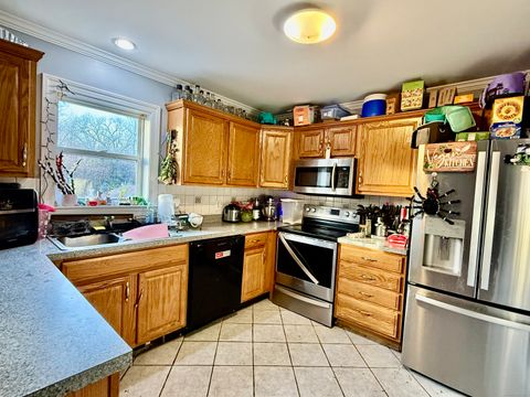 Tiny photo for 29 Nash Place, Norwalk, CT 06854 (MLS # 24153742)