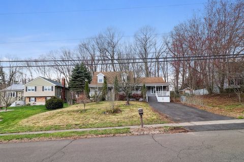 MLS: 24089033