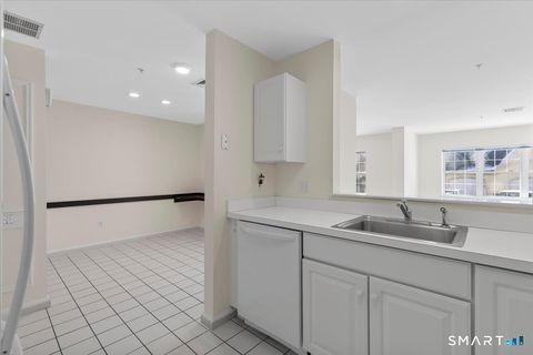 Tiny photo for 75 Washington Avenue #5-104, Hamden, CT 06518 (MLS # 24161938)