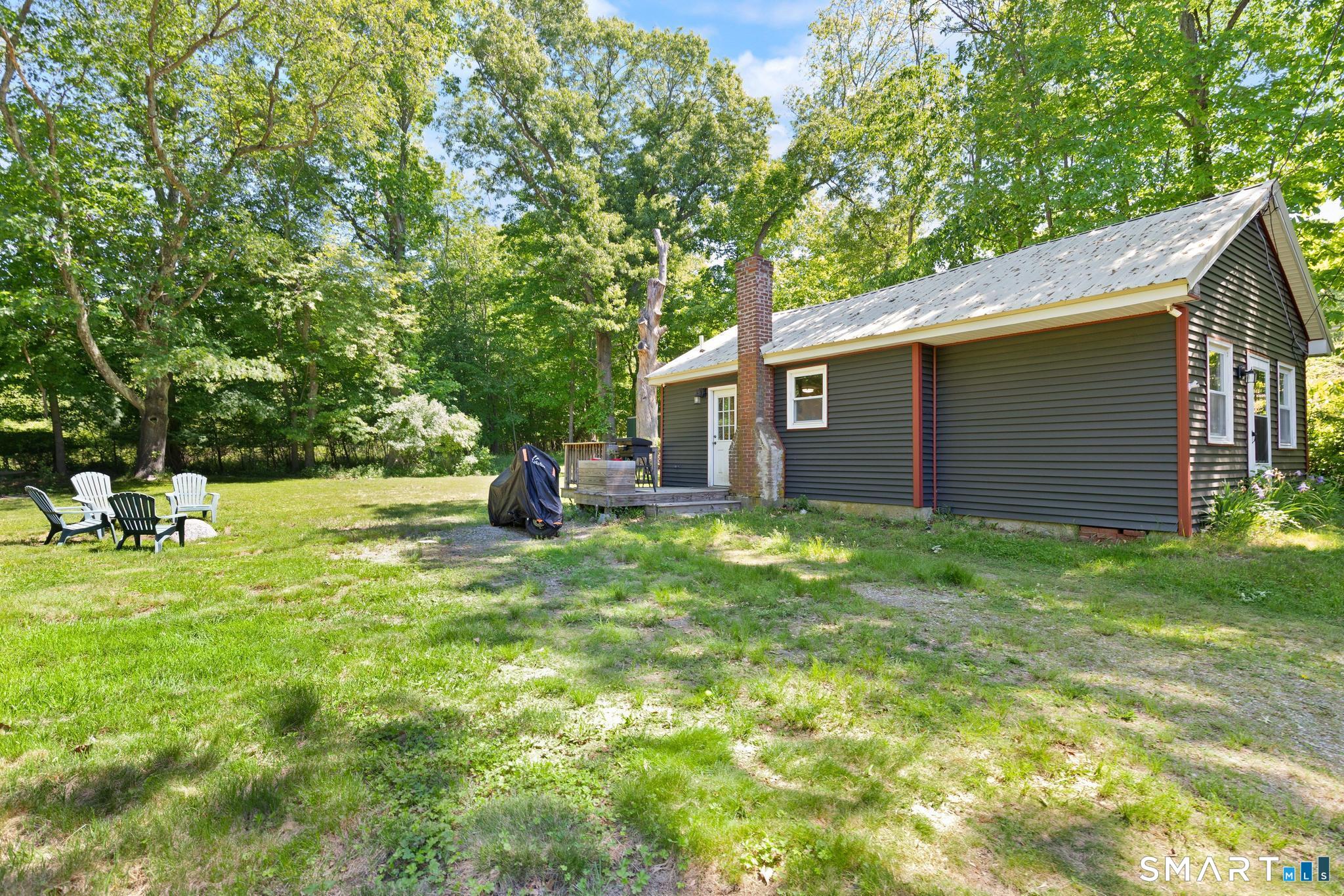 16 Shumway Avenue