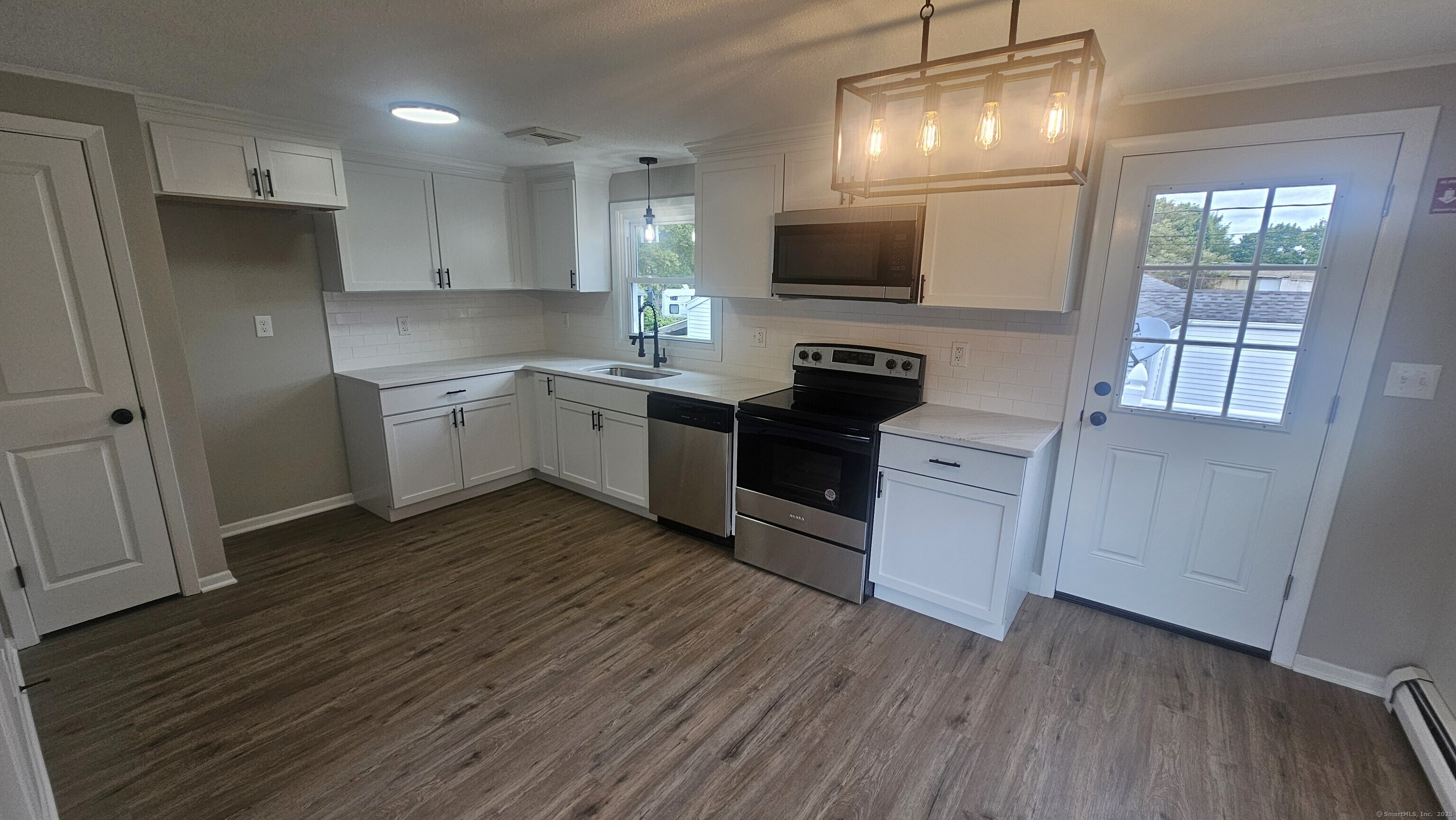 3 Norwood Avenue, New London, Connecticut image 10
