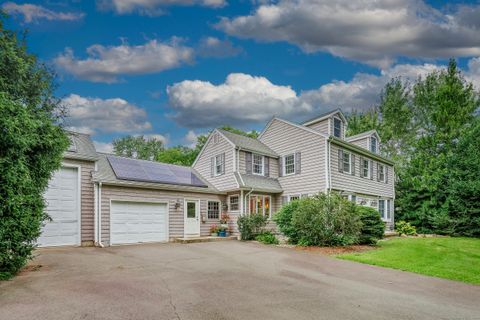 A home in Farmington