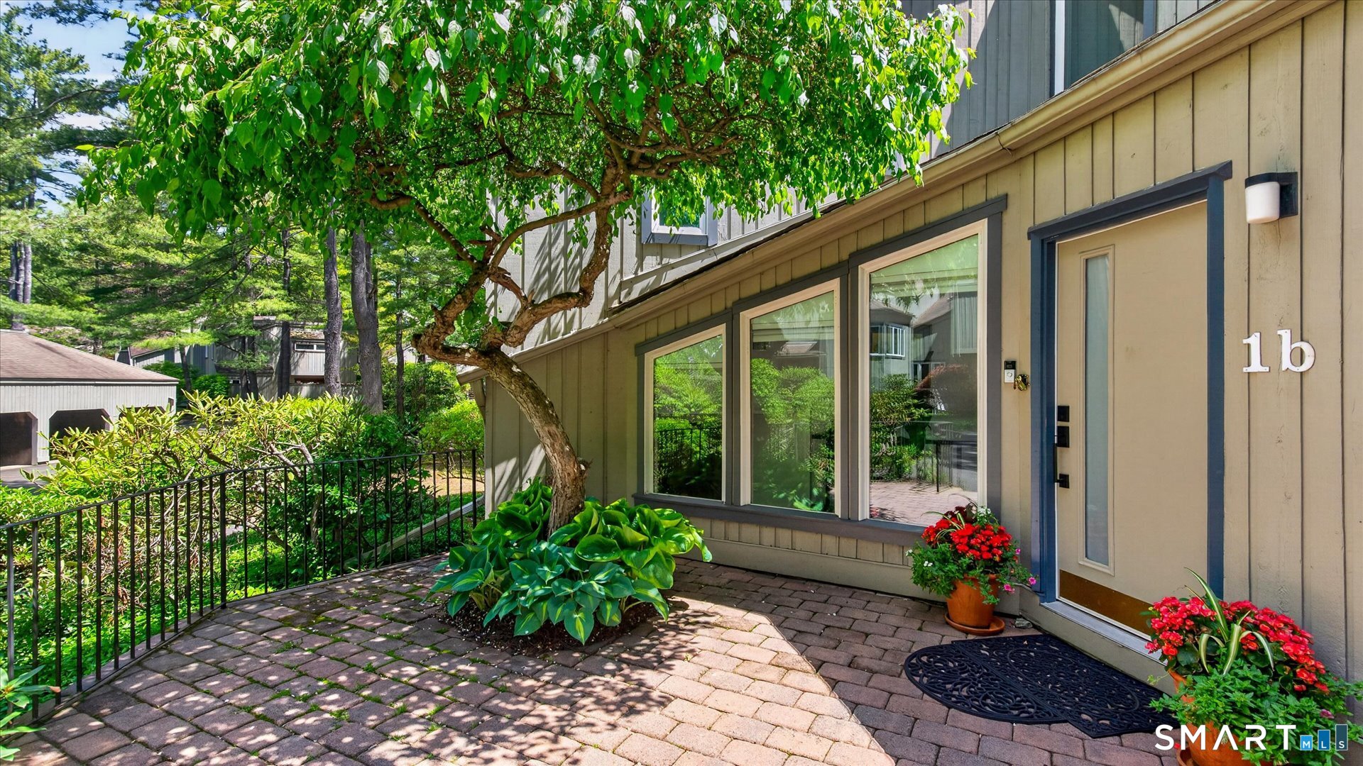 1 Talcott Glen B