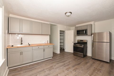 Tiny photo for 178 Roosevelt Street #3-E, Hartford, CT 06114 (MLS # 24146902)