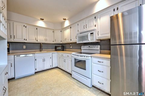 Tiny photo for 14 Deepwood Circle #14, Monroe, CT 06468 (MLS # 24145294)