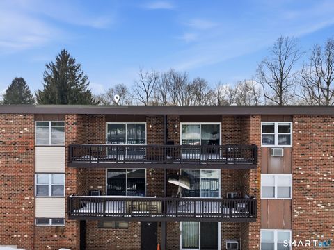 Tiny photo for 75 Balance Rock Road #APT 20, Seymour, CT 06483 (MLS # 24156679)