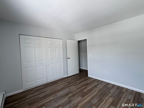 Tiny photo for 75 Balance Rock Road #APT 20, Seymour, CT 06483 (MLS # 24156679)