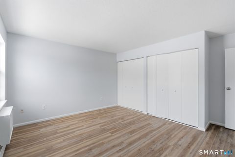 Tiny photo for 75 Balance Rock Road #APT 20, Seymour, CT 06483 (MLS # 24156679)