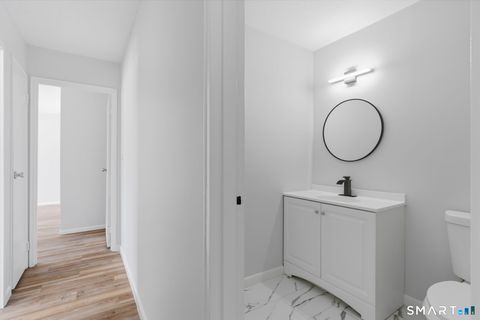 Tiny photo for 75 Balance Rock Road #APT 20, Seymour, CT 06483 (MLS # 24156679)