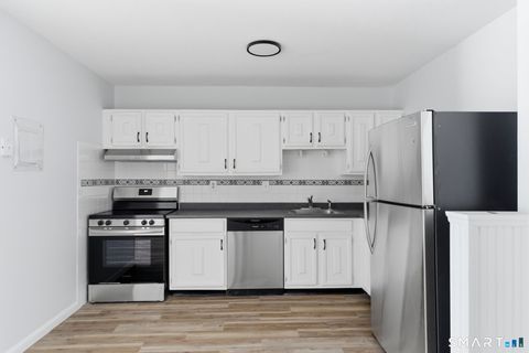 Photo of 75 Balance Rock Road #APT 20, Seymour, CT 06483 (MLS # 24156679)