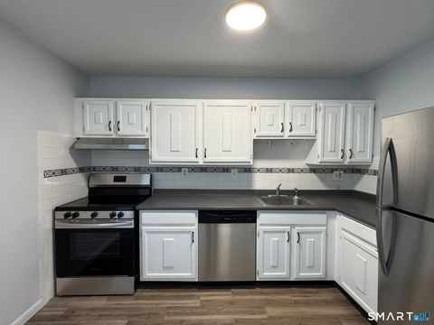 Tiny photo for 75 Balance Rock Road #APT 20, Seymour, CT 06483 (MLS # 24156679)