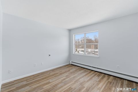 Tiny photo for 75 Balance Rock Road #APT 20, Seymour, CT 06483 (MLS # 24156679)