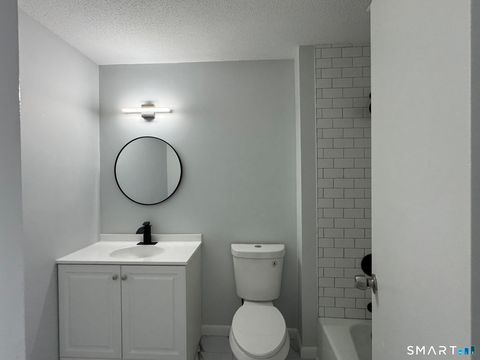 Tiny photo for 75 Balance Rock Road #APT 20, Seymour, CT 06483 (MLS # 24156679)