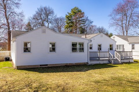 Tiny photo for 72 Mohegan Drive, West Hartford, CT 06117 (MLS # 24156978)
