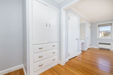 Tiny photo for 72 Mohegan Drive, West Hartford, CT 06117 (MLS # 24156978)