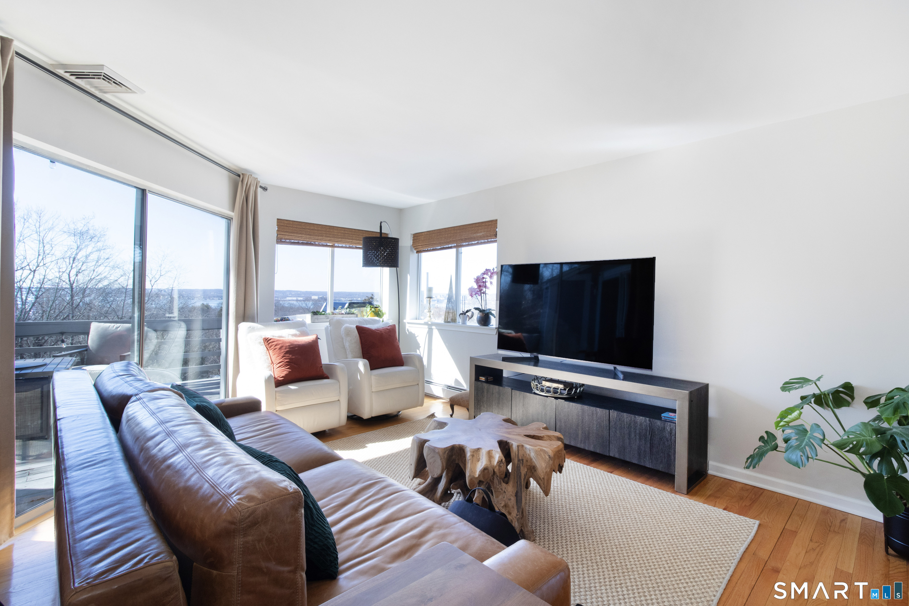 675 Townsend Avenue 157