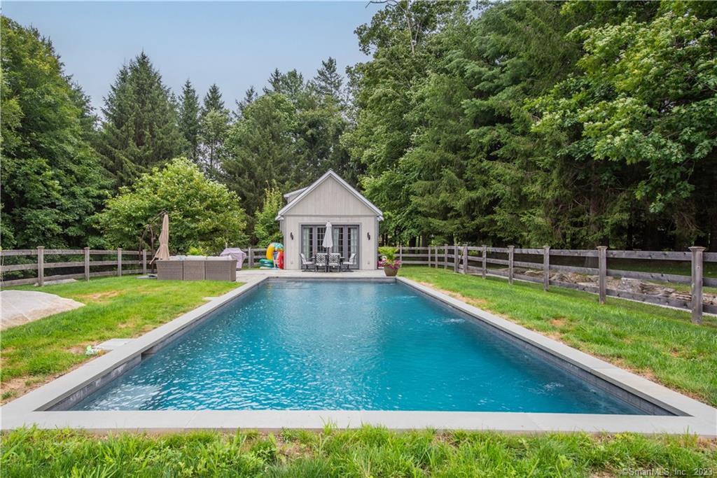 39 Cemetery Hill Road