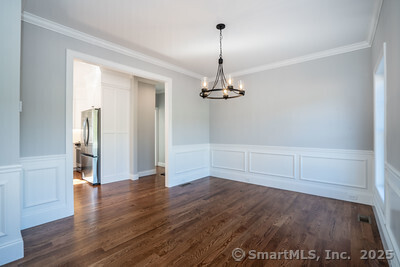953 High Road