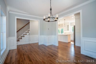 953 High Road