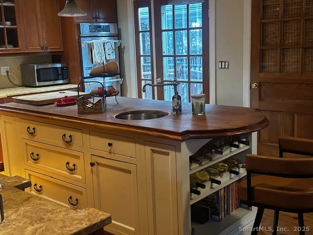 9 Hollow Spring Road