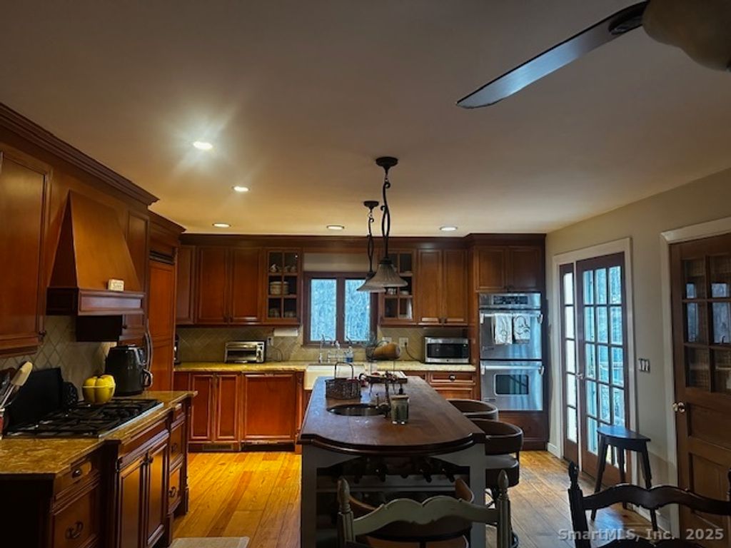 Photo of 9 Hollow Spring Road, Norwalk, CT 06854 (MLS # 24143220)