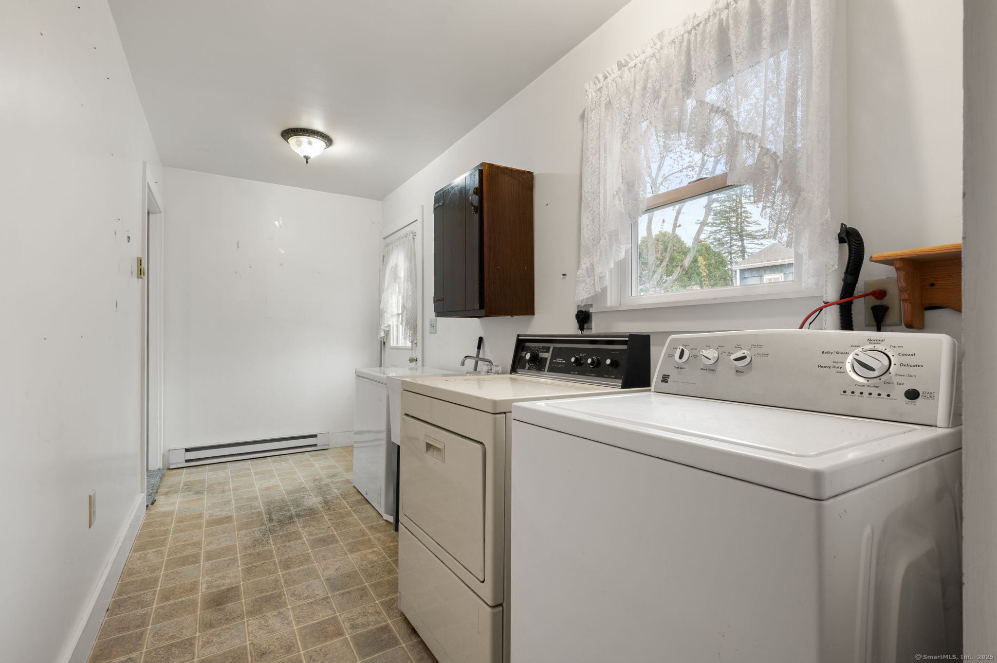 29 Longview Street, New London, Connecticut image 21