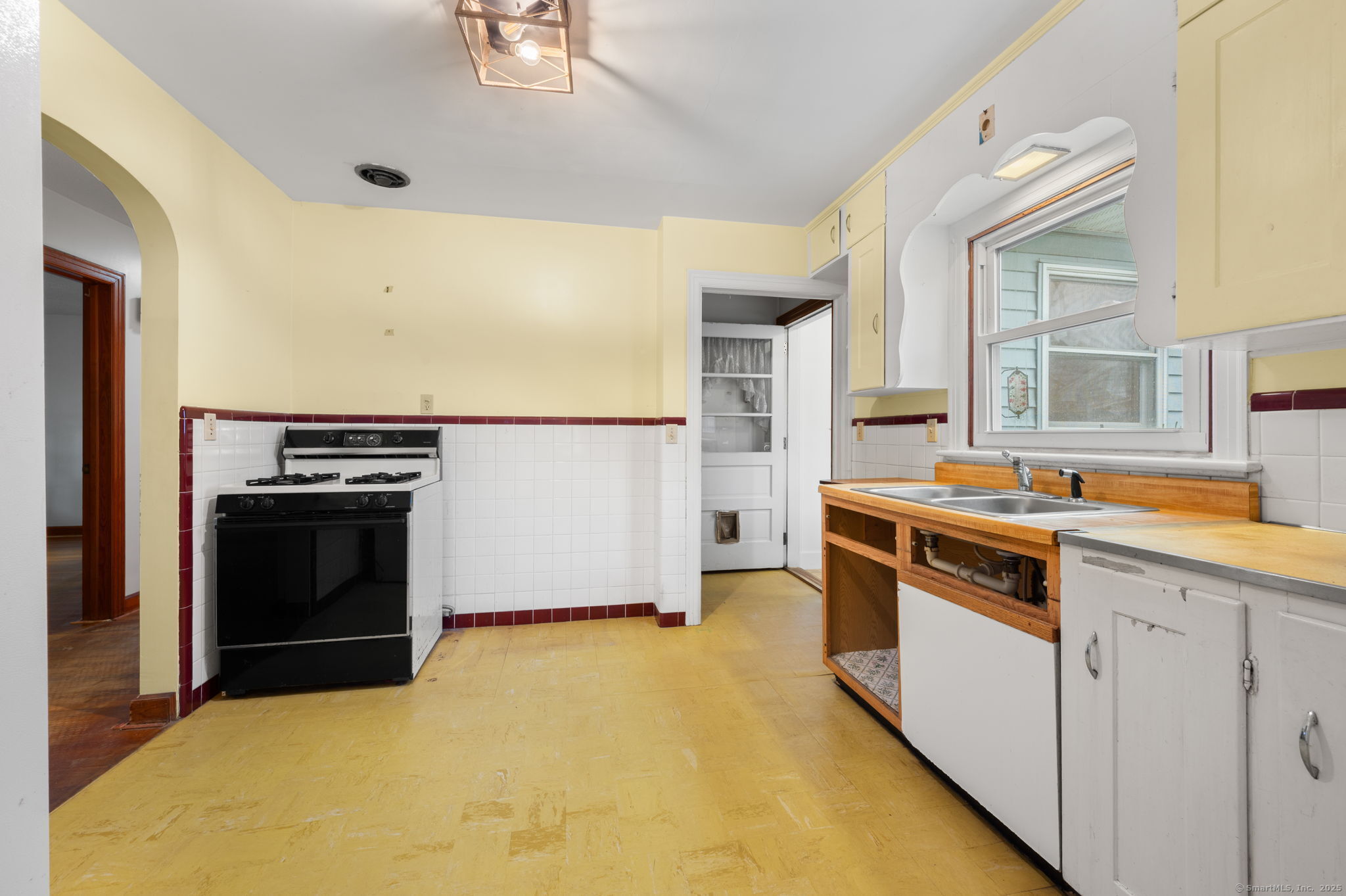 29 Longview Street, New London, Connecticut image 10