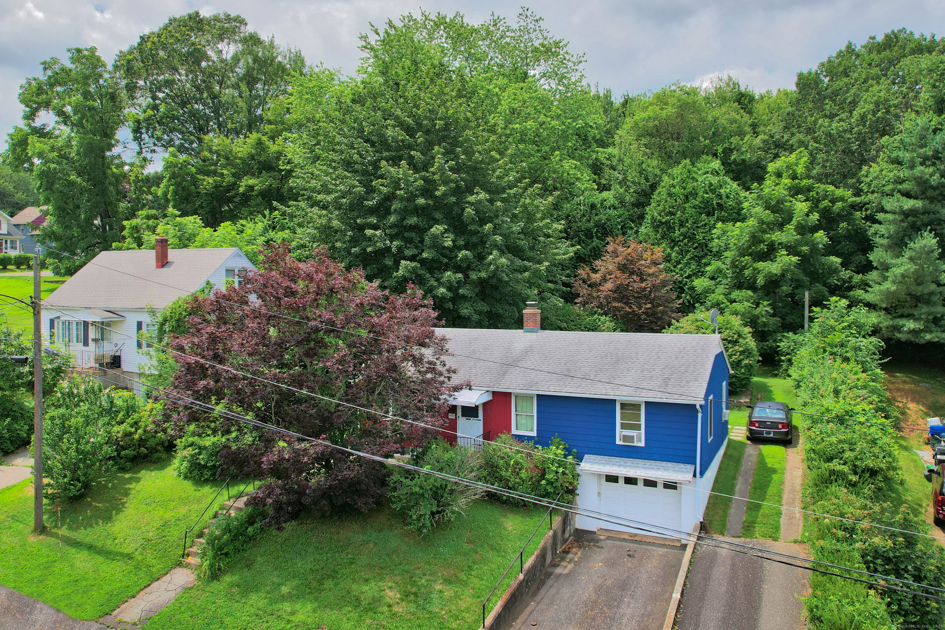 211 Pembroke Avenue