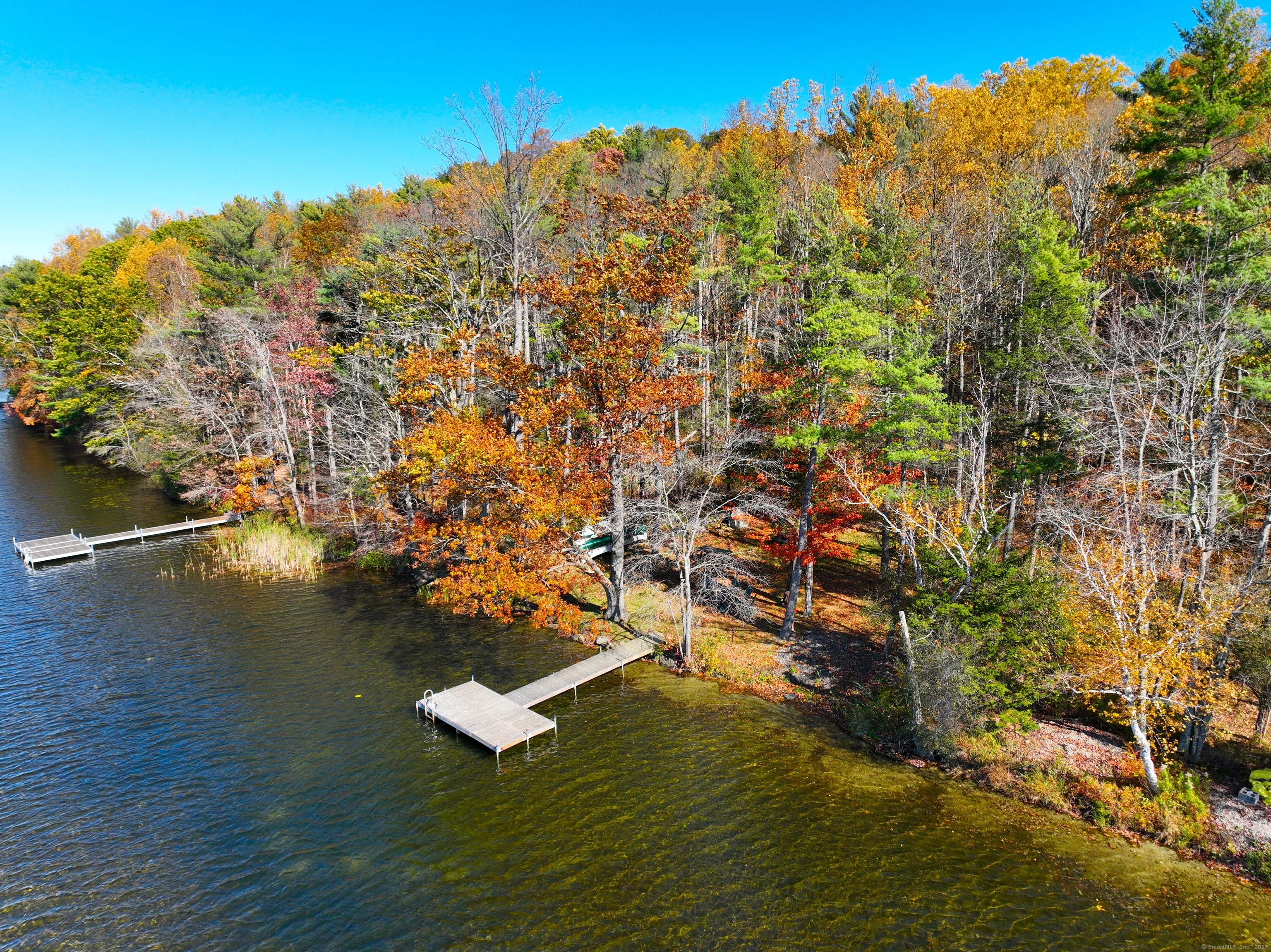 118 Washinee Heights Road