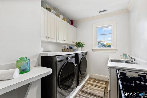 Tiny photo for 7 Park Lane, New Canaan, CT 06840 (MLS # 24212560)