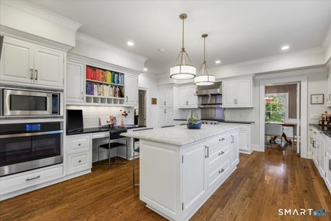 Tiny photo for 7 Park Lane, New Canaan, CT 06840 (MLS # 24212560)