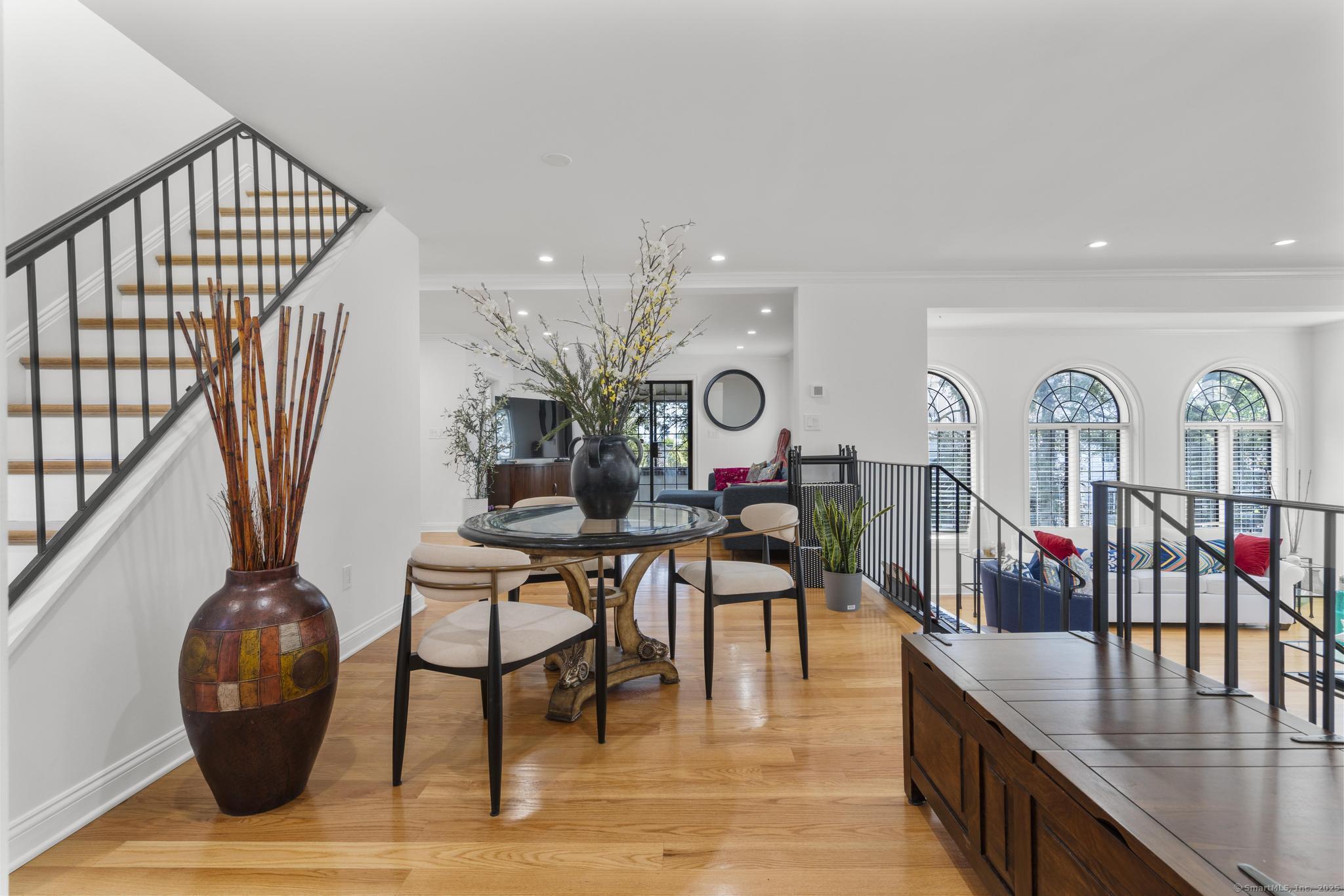 6 West Hill Drive
