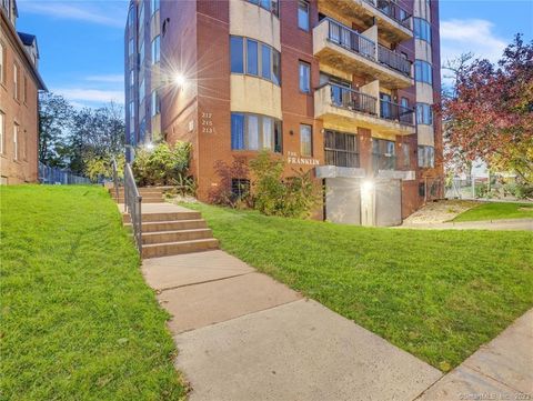 Condo For Sale - 213 Franklin Avenue #405<br/> Hartford, CT 06114