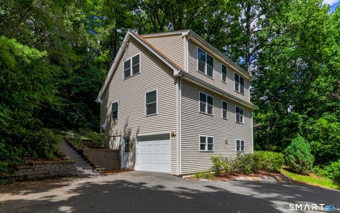 Photo of 25 Gale Road, Bloomfield, CT 06002 (MLS # 24202227)