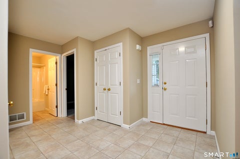 Tiny photo for 241 Kings Landing #241, Windsor, CT 06095 (MLS # 24193498)