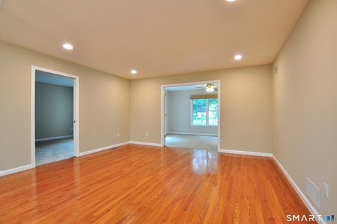 Tiny photo for 241 Kings Landing #241, Windsor, CT 06095 (MLS # 24193498)