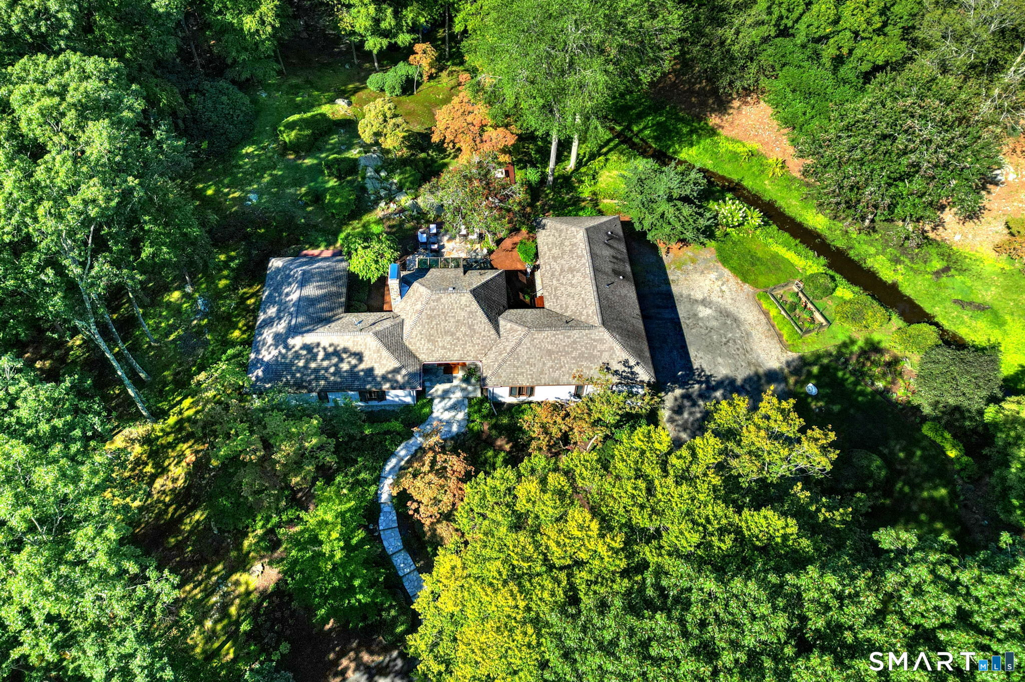 30 Cedar Hill Road