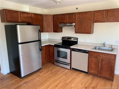 Photo of 7 New Street #300, Danbury, CT 06810 (MLS # 24152903)