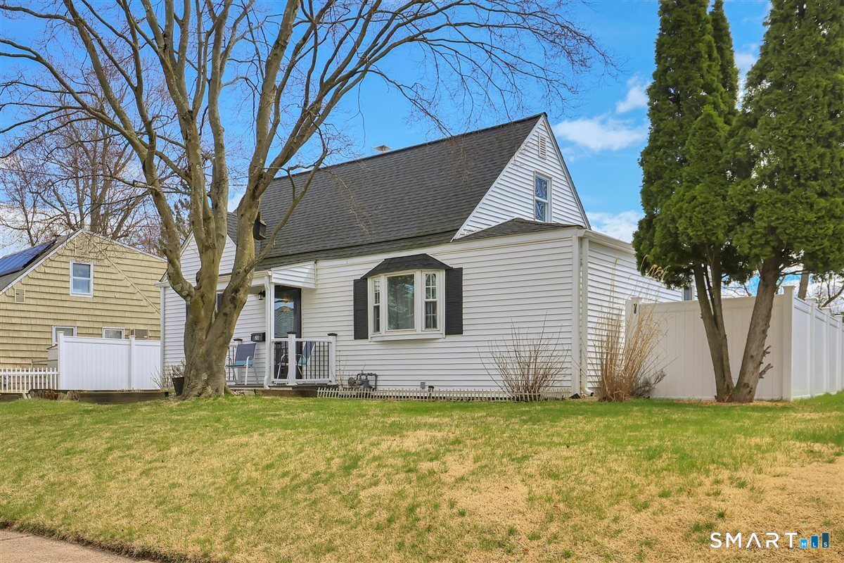 20 Nassau Circle