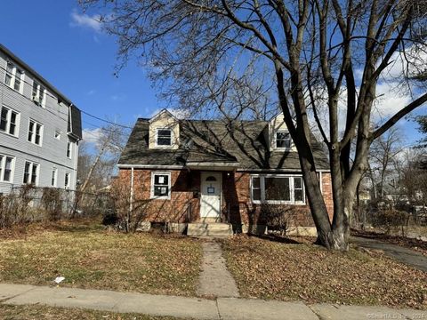 Single Family Residence in Hartford CT 38 Winchester Street.jpg