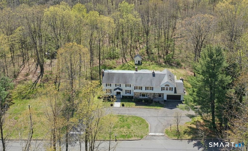 Photo of 12 Werf Drive, Redding, CT 06896 (MLS # 24147564)