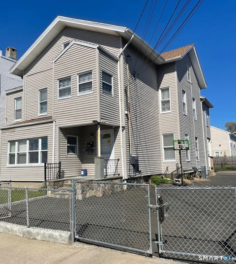 Photo of 196 Park Street #1FL, Bridgeport, CT 06608 (MLS # 24209078)