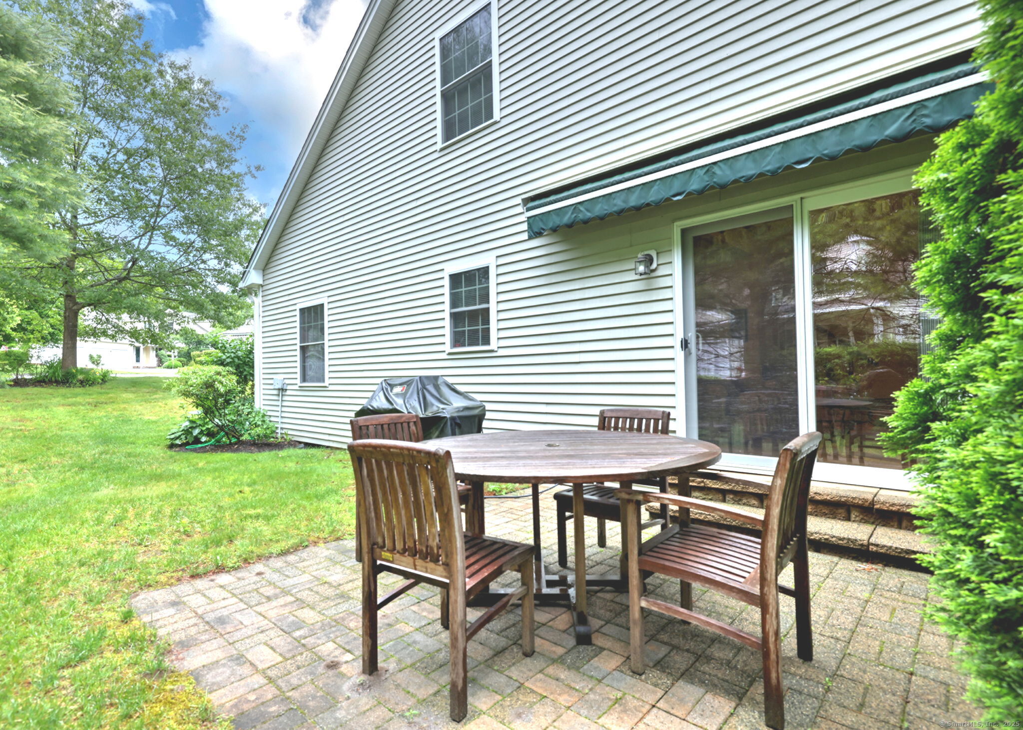 123 Meadow Brook Road 123