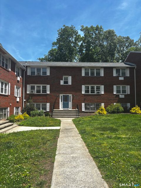 Photo of 39 Briarwood Lane #A, Branford, CT 06405 (MLS # 24177887)