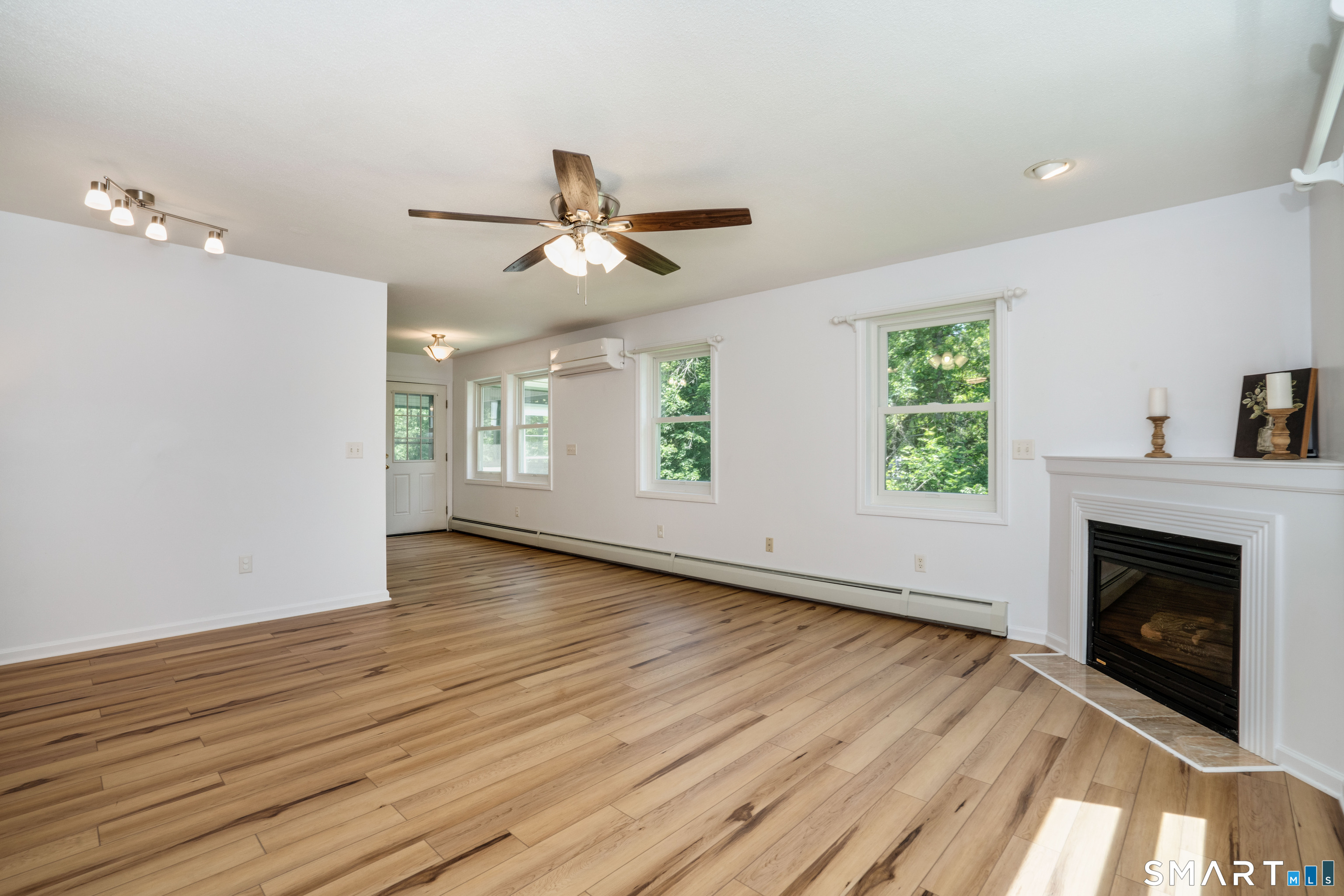 10 Scherer Lane