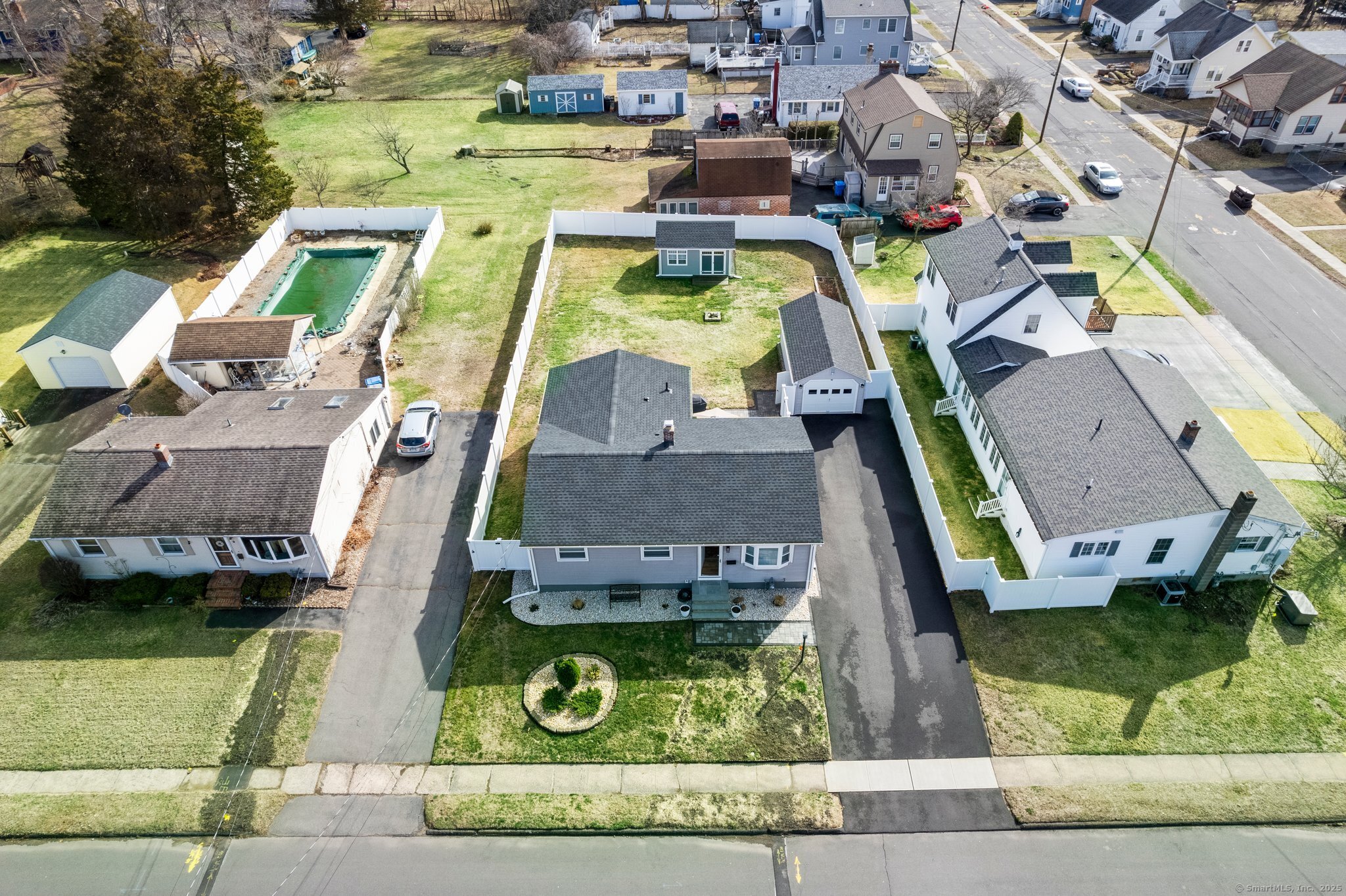 8 Hemingway Street, Plainville, Connecticut image 4