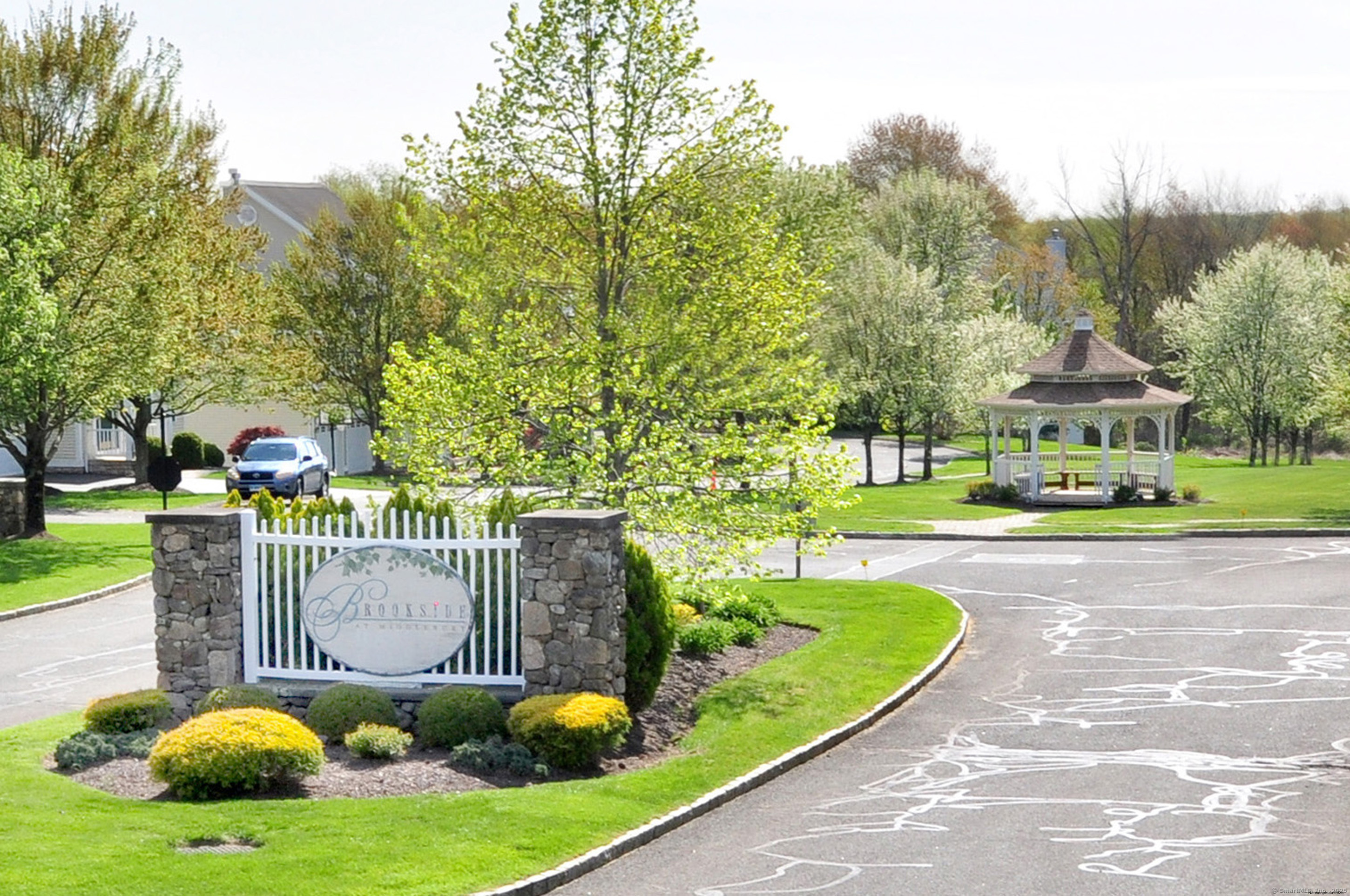 6 Brookside Drive #6, Middlebury, Connecticut image 37