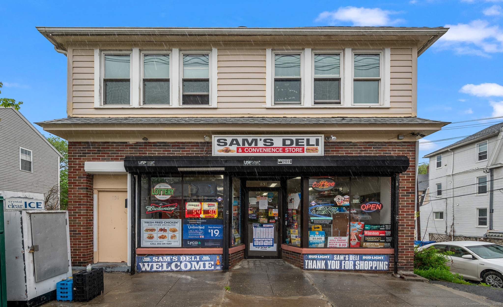 Property for Sale at Highland Avenue, Waterbury, Connecticut - Bedrooms: 3 
Bathrooms: 1 
Rooms: 6  - $499,900