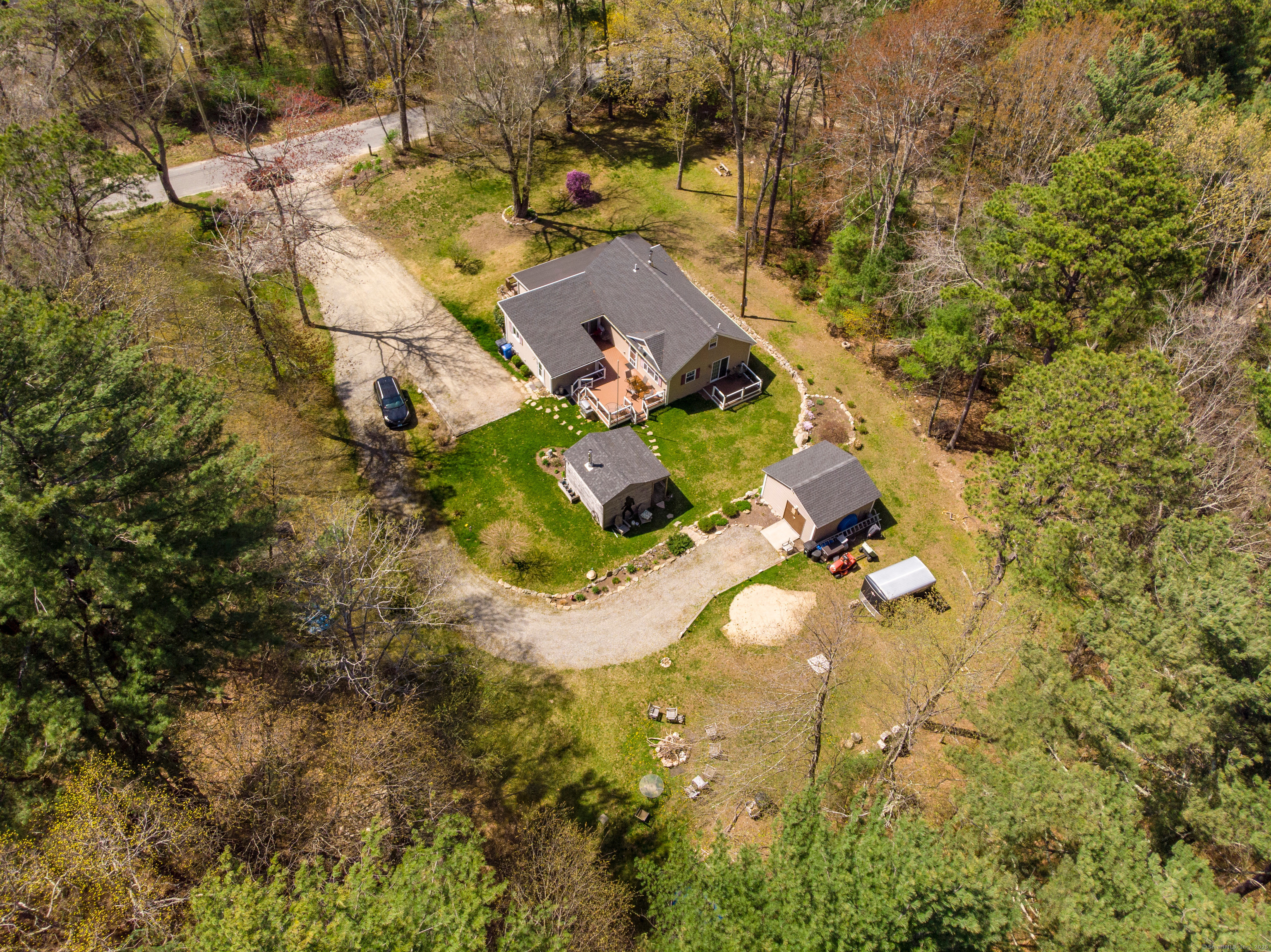 Valley View Road, Sterling, Connecticut - 3 Bedrooms  
2 Bathrooms  
7 Rooms - 
